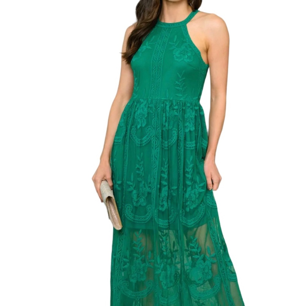 Sleeveless Lace Maxi Dress